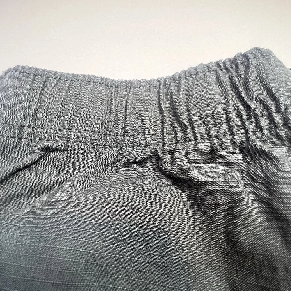 NWT Childrens Place Boys Size 14H Cargo Shorts Gray Uniform Husky Pockets School